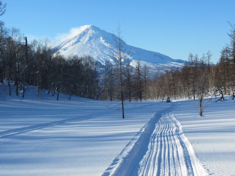 Why Join a Snowmobiling Club?